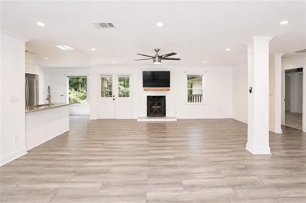 4 bedroom, 3 bathroom, 2,400 sq ft single family residence for sale at 4670 Kelden Circle, Atlanta, GA 30349 — photo 5