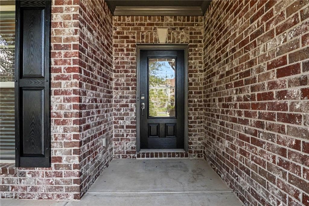 4 bedroom, 3 bathroom, 2,676 sq ft single family residence for sale at 4640 Pleasant Woods Drive, Cumming, GA 30028 — photo 3