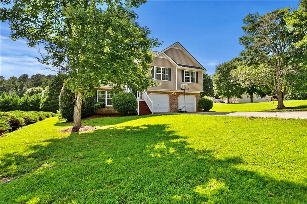 5 bedroom, 3 bathroom, 2,048 sq ft single family residence for sale at 170 Shenandoah Drive, Hiram, GA 30141 — photo 2