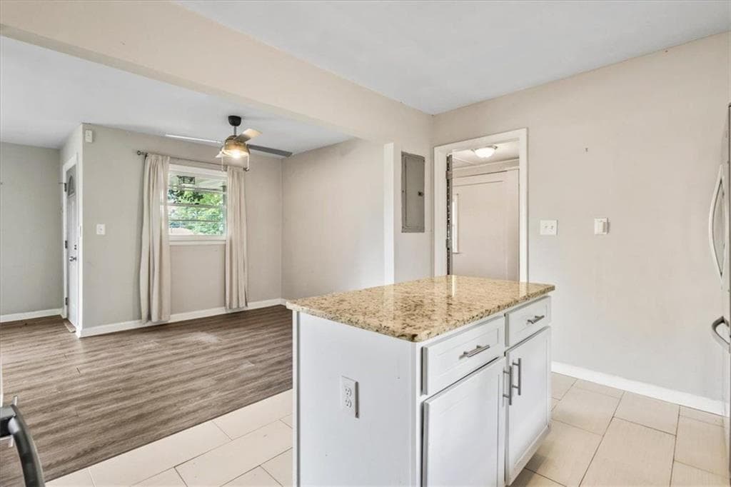 3 bedroom, 2 bathroom, 1,228 sq ft single family residence for sale at 2801 Miriam Lane, Decatur, GA 30032 — photo 6