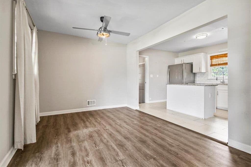 3 bedroom, 2 bathroom, 1,228 sq ft single family residence for sale at 2801 Miriam Lane, Decatur, GA 30032 — photo 7