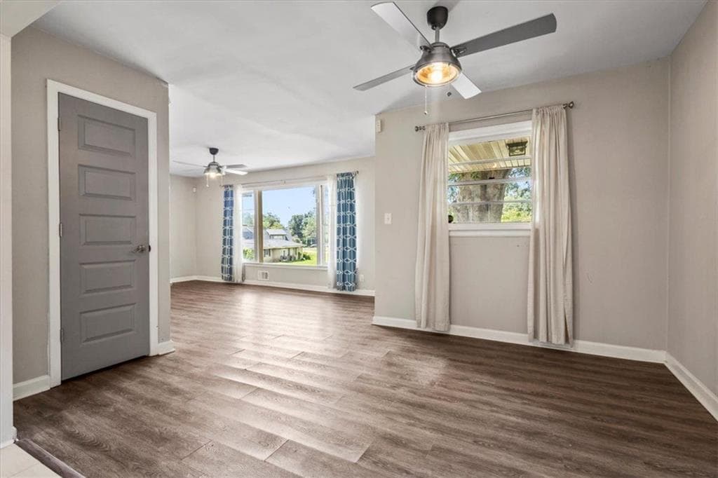3 bedroom, 2 bathroom, 1,228 sq ft single family residence for sale at 2801 Miriam Lane, Decatur, GA 30032 — photo 9