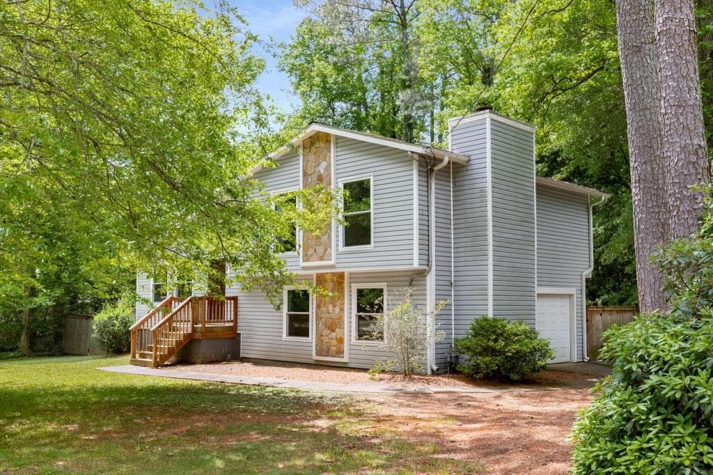 3 bedroom, 2 bathroom, 1,467 sq ft single family residence for rent at 1741 Branch View Drive, Marietta, GA 30062 for $2,300 a month — photo 2