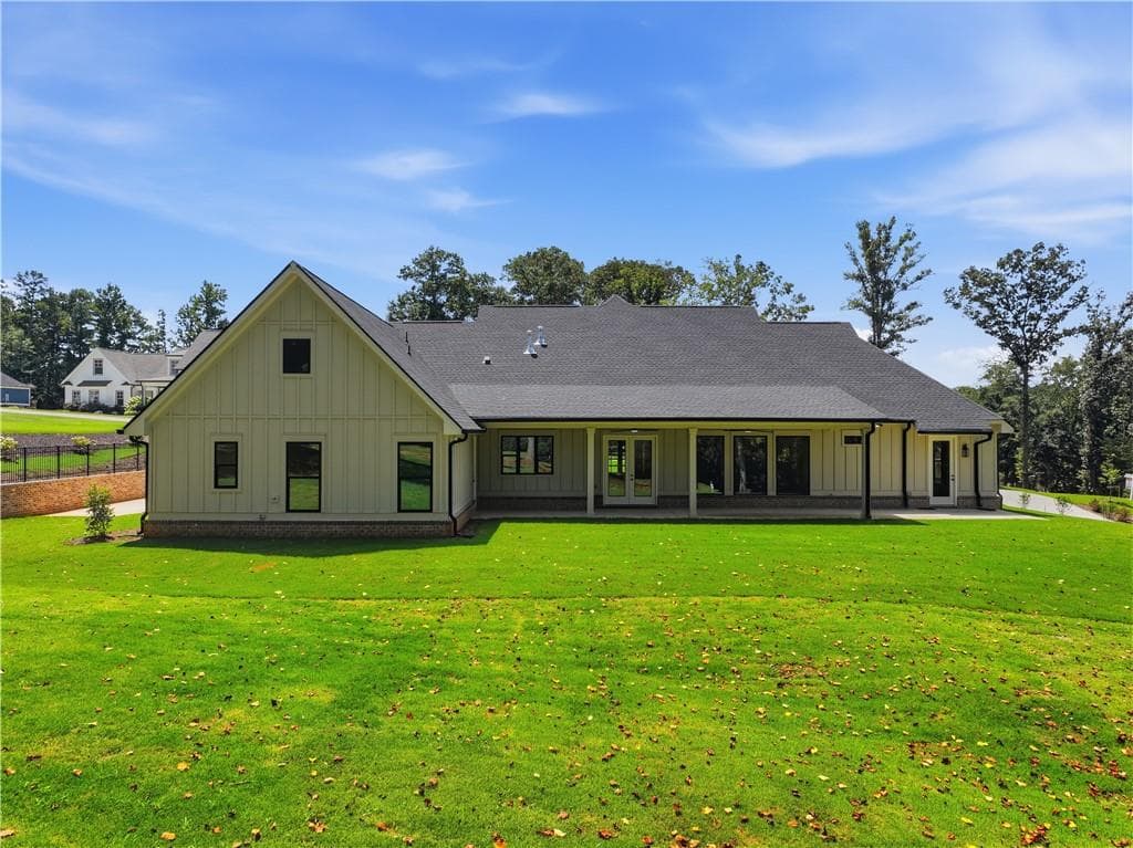 4 bedroom, 5 bathroom, 3,611 sq ft single family residence for sale at 1254 Mulberry, Commerce, GA 30530 — photo 4