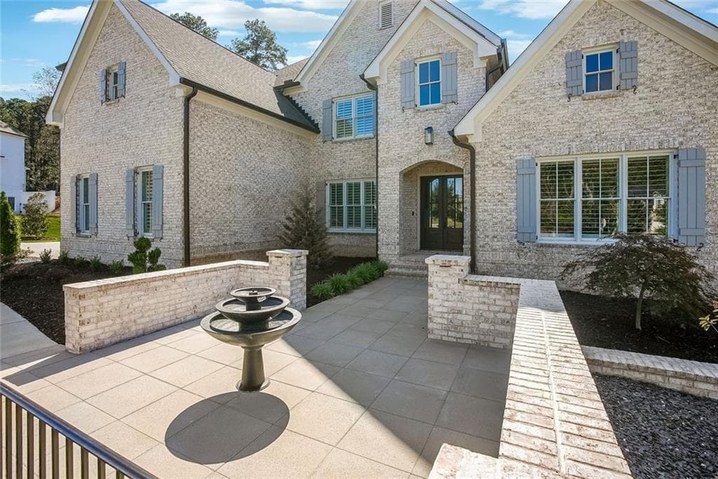 5 bedroom, 6 bathroom, 5,651 sq ft single family residence for sale at 1099 Bream Drive, Milton, GA 30004 — photo 4