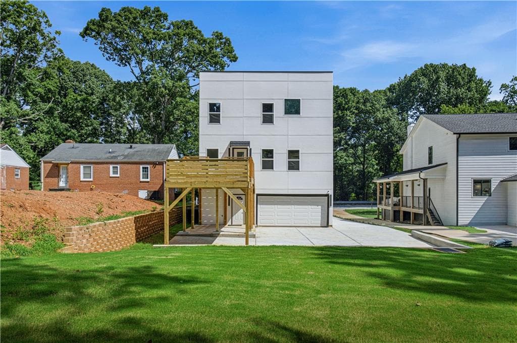 4 bedroom, 4 bathroom, 4,780 sq ft single family residence under contract at 2087 Glenwood Avenue, Atlanta, GA 30316 — photo 2