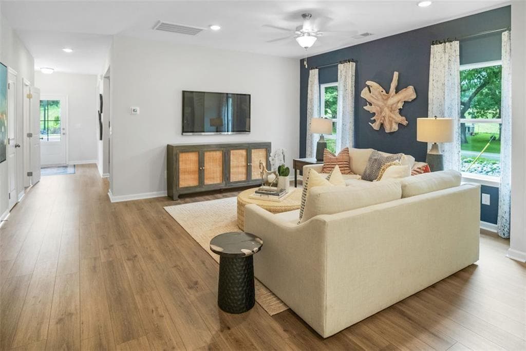 3 bedroom, 3 bathroom, 1,785 sq ft townhouse for sale at 138 Alameda Street 101, Loganville, GA 30052 — photo 4