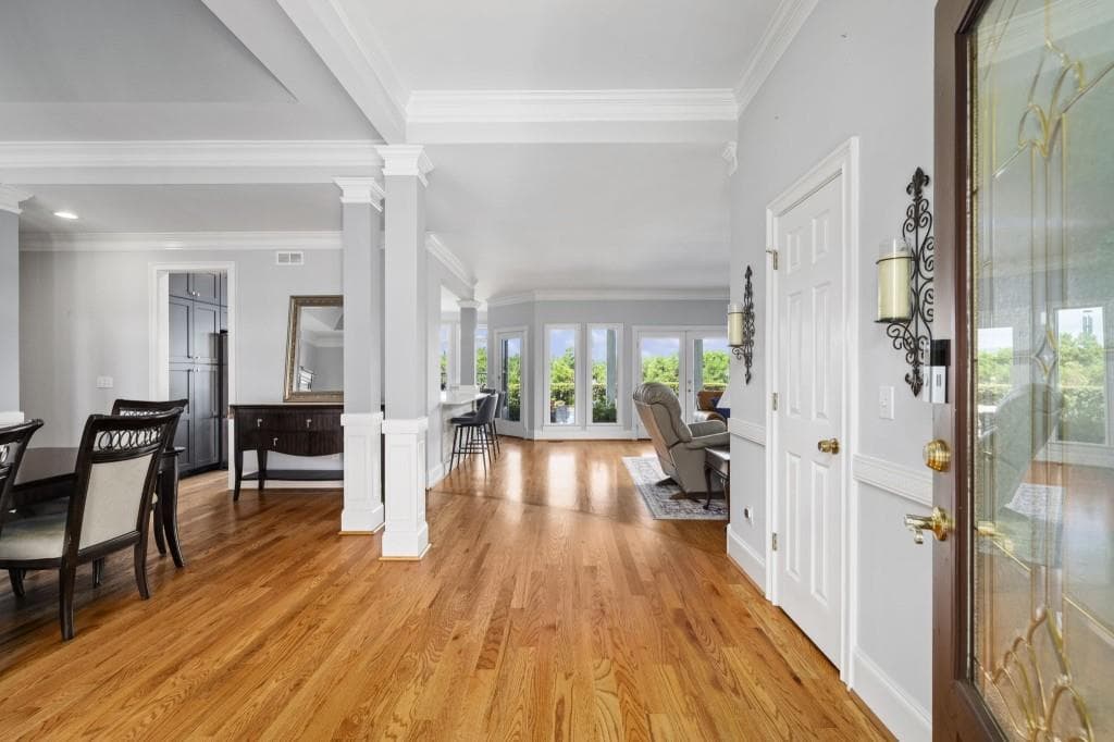 4 bedroom, 3 bathroom, 3,082 sq ft single family residence for sale at 4501 Walking Stick Lane, Gainesville, GA 30506 — photo 4