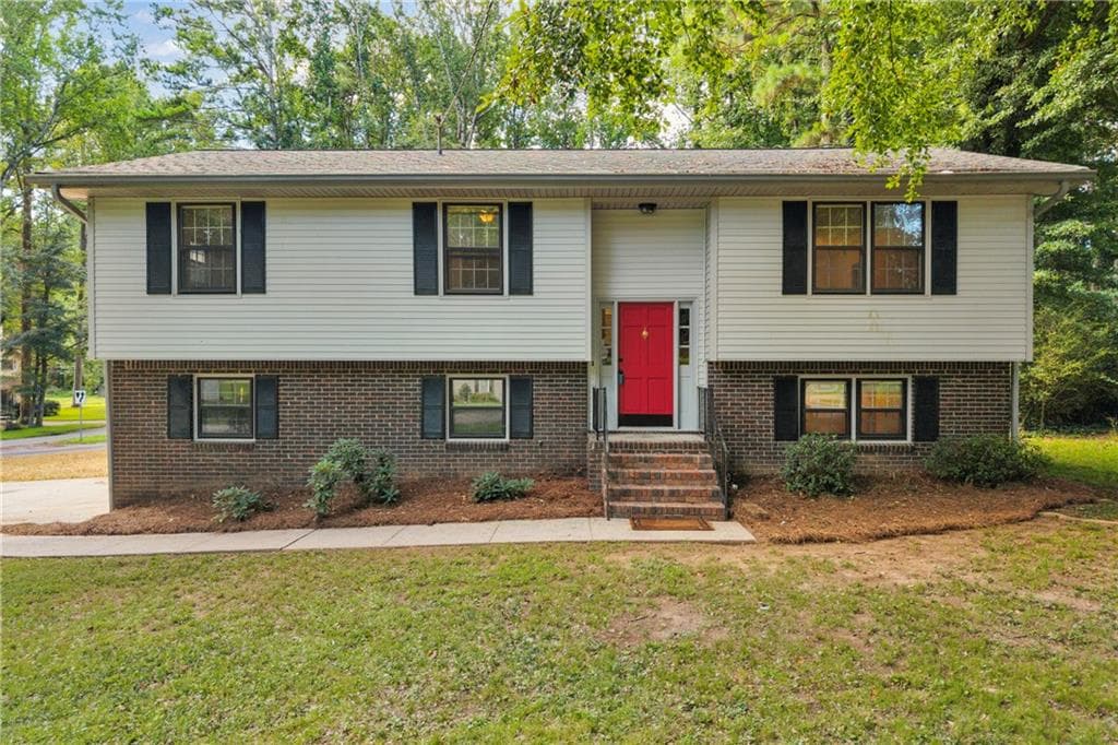 4 bedroom, 3 bathroom, 1,945 sq ft single family residence under contract at 6193 Pine Lane, Douglasville, GA 30135