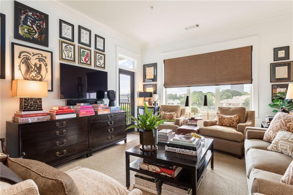 1 bedroom, 1 bathroom, 916 sq ft condominium for sale at 625 Piedmont Avenue 4029, Atlanta, GA 30308 — photo 8