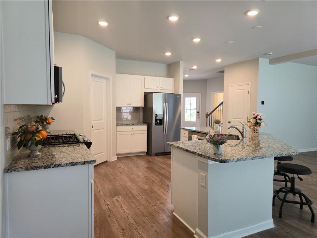 3 bedroom, 3 bathroom, 2,452 sq ft single family residence for sale at 2101 Ecoland Drive, Grayson, GA 30017 — photo 4