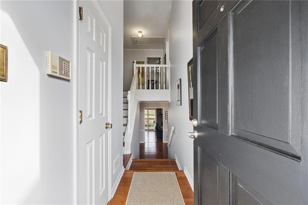 2 bedroom, 2 bathroom, 1,440 sq ft condominium under contract at 4246 D Youville Trace, Atlanta, GA 30341 — photo 5