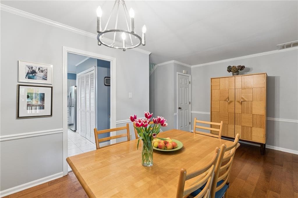 2 bedroom, 2 bathroom, 1,440 sq ft condominium under contract at 4246 D Youville Trace, Atlanta, GA 30341 — photo 8