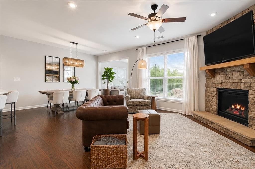 4 bedroom, 3 bathroom, 2,830 sq ft single family residence for sale at 207 Gaston Court, Canton, GA 30115 — photo 3