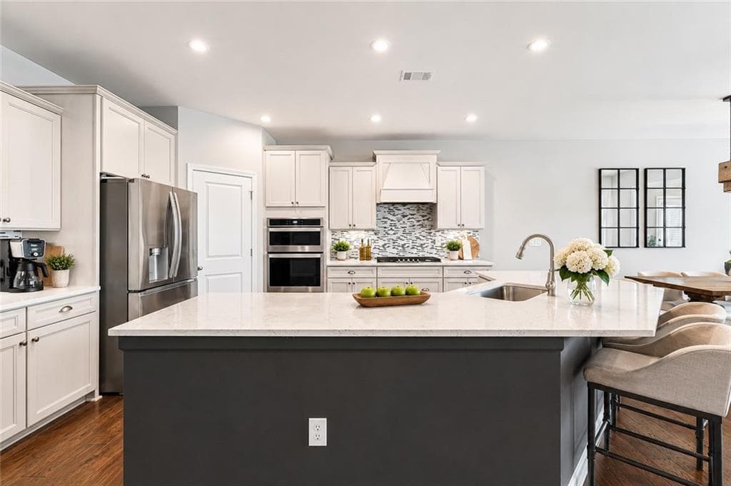 4 bedroom, 3 bathroom, 2,830 sq ft single family residence for sale at 207 Gaston Court, Canton, GA 30115 — photo 6