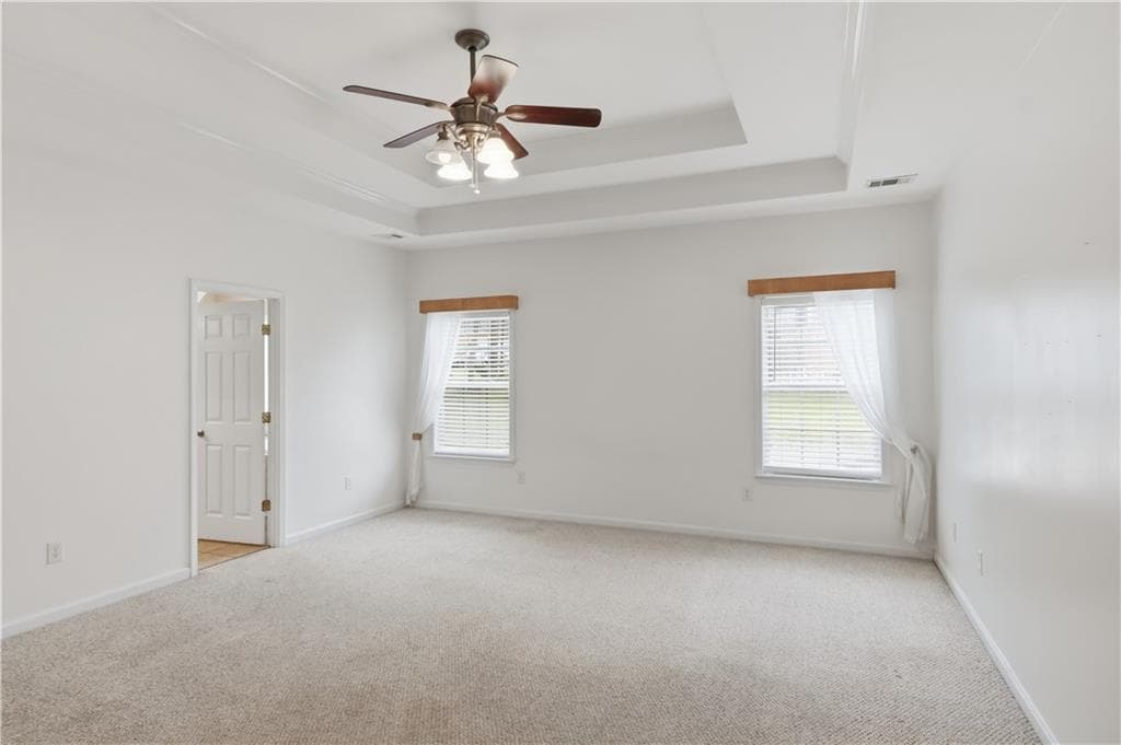 5 bedroom, 3 bathroom, 2,715 sq ft single family residence for sale at 132 Hidden Creek Circle, Lizella, GA 31052 — photo 8