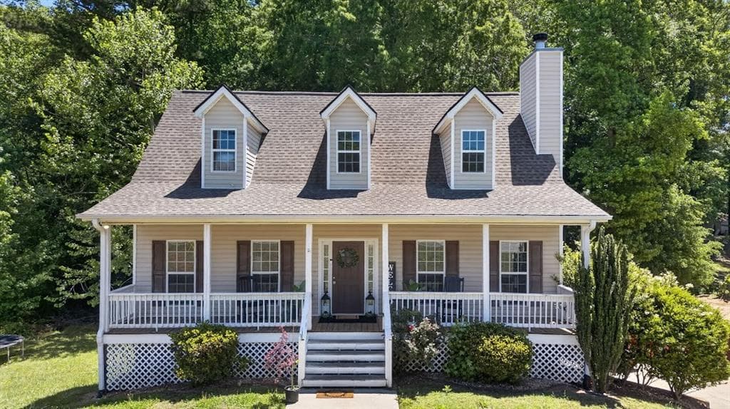 3 bedroom, 3 bathroom, 2,546 sq ft single family residence under contract at 132 Sunrise Strip, Carrollton, GA 30117