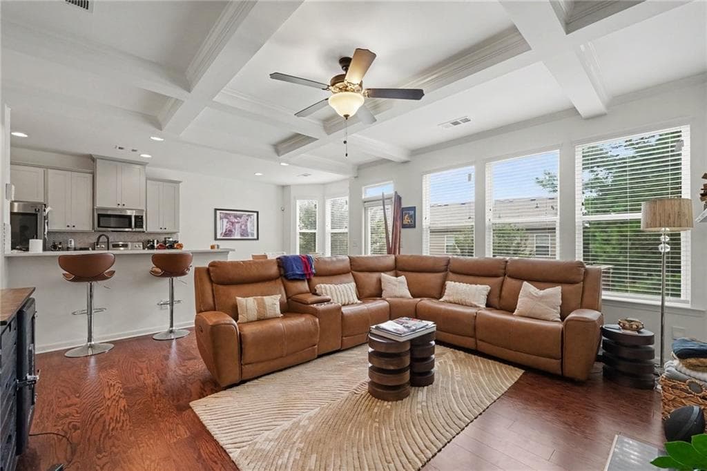 3 bedroom, 3 bathroom, 1,946 sq ft single family residence for sale at 844 Venture Way, Winston, GA 30331 — photo 2