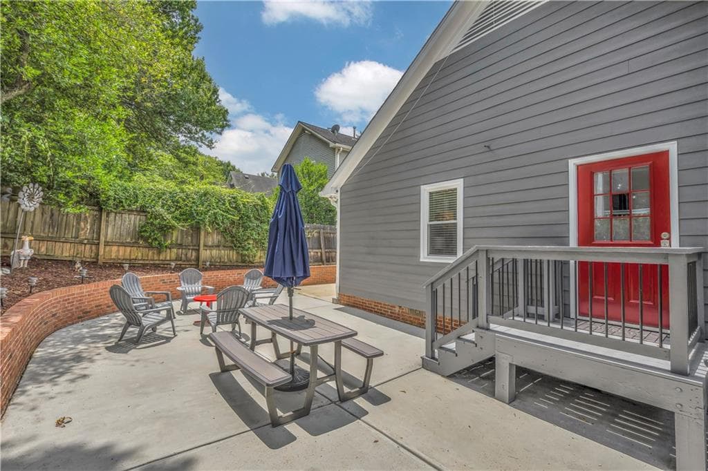4 bedroom, 2 bathroom, 1,465 sq ft single family residence for sale at 107 Howell Street, Atlanta, GA 30312 — photo 5