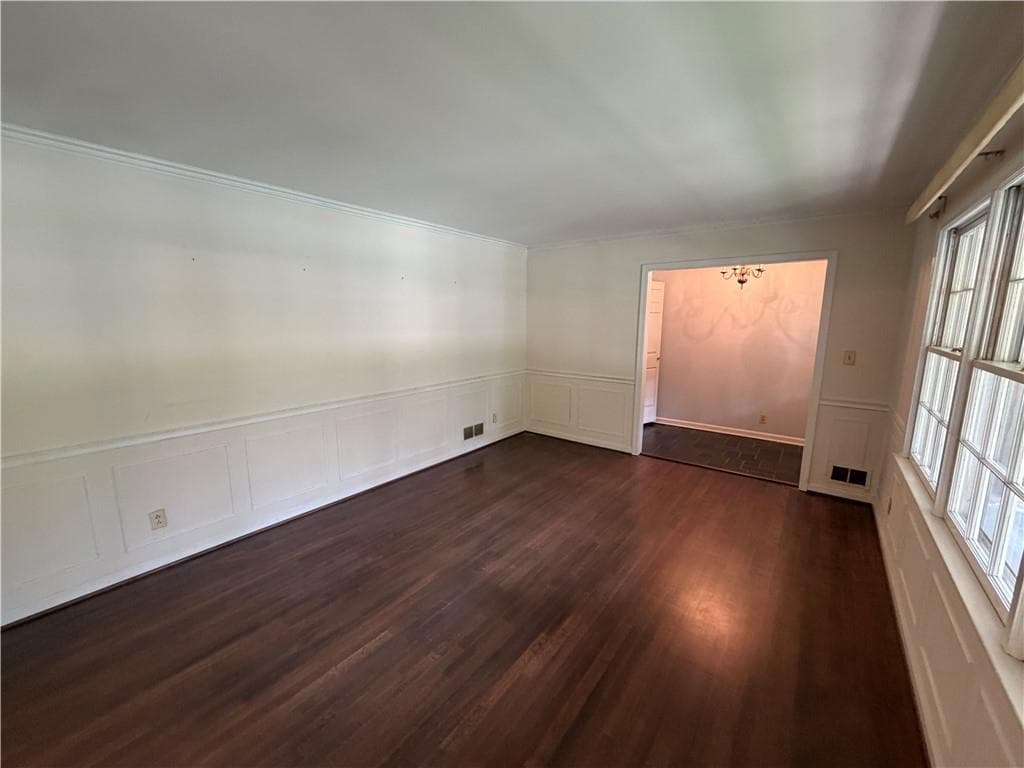5 bedroom, 3 bathroom, 2,642 sq ft single family residence for sale at 3887 Menlo Drive, Atlanta, GA 30340 — photo 7