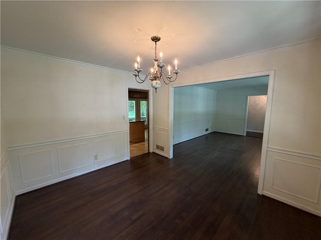 5 bedroom, 3 bathroom, 2,642 sq ft single family residence for sale at 3887 Menlo Drive, Atlanta, GA 30340 — photo 9
