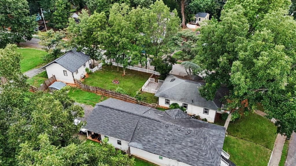 4 bedroom, 4 bathroom, 2,400 sq ft single family residence for sale at 3181 Church Street, Atlanta, GA 30344 — photo 2