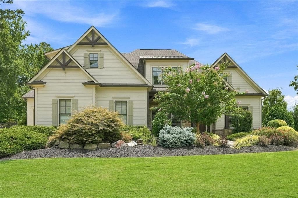 4 bedroom, 4 bathroom, 3,899 sq ft single family residence sold at 5271 Merlot Drive, Acworth, GA 30101