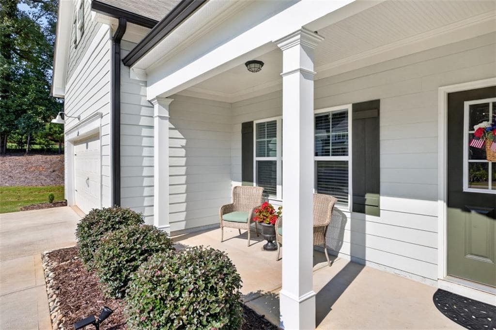 4 bedroom, 3 bathroom, 2,454 sq ft single family residence for sale at 171 Masters Way, Athens, GA 30607 — photo 8