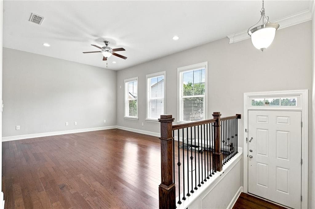 4 bedroom, 4 bathroom, 2,568 sq ft townhouse for sale at 209 Bridlington Street, Sugar Hill, GA 30518 — photo 5