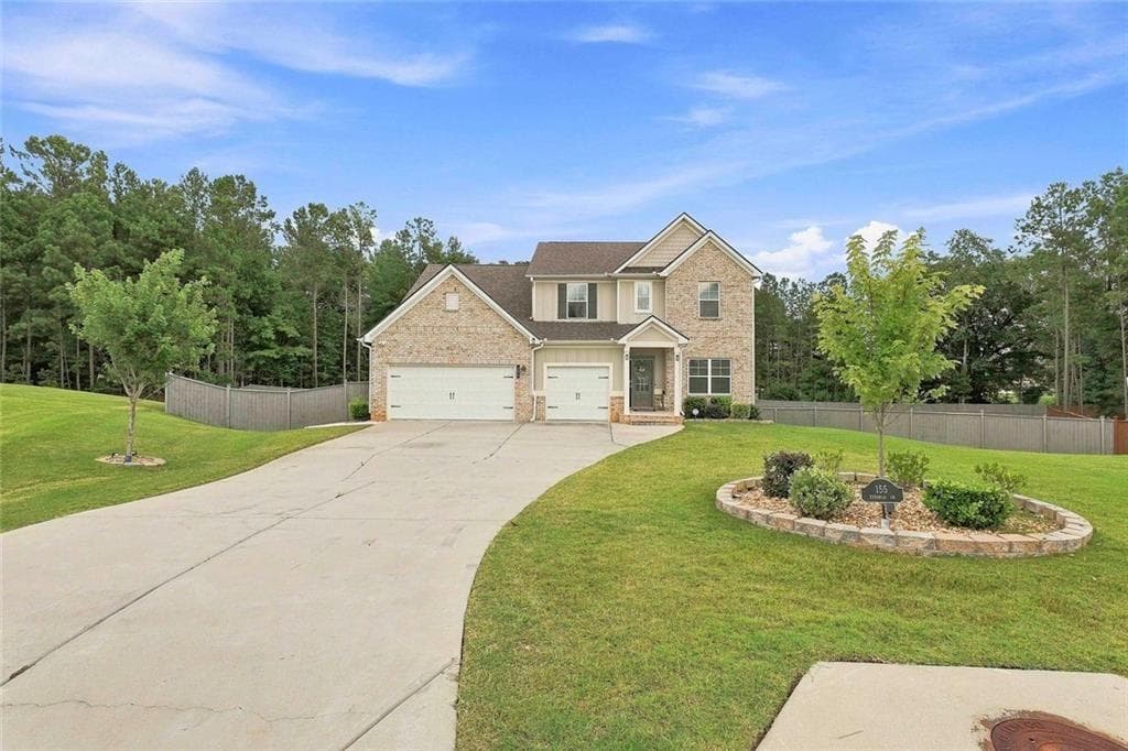 5 bedroom, 5 bathroom, 5,183 sq ft single family residence for sale at 155 Estancia Lane, Fayetteville, GA 30215 — photo 2