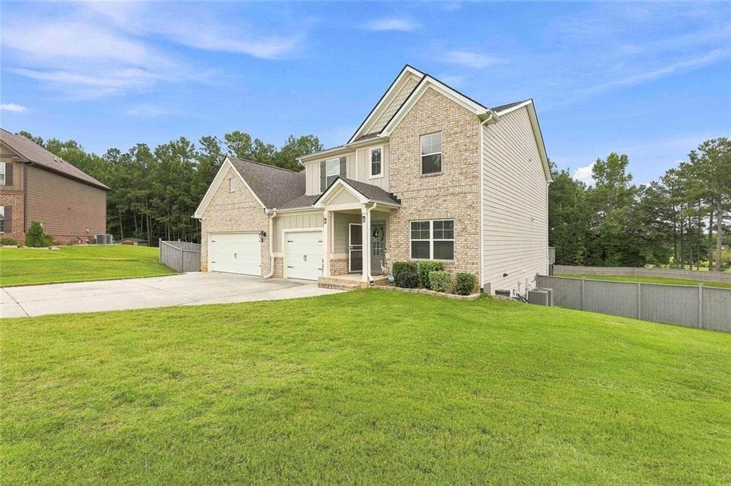 5 bedroom, 5 bathroom, 5,183 sq ft single family residence for sale at 155 Estancia Lane, Fayetteville, GA 30215 — photo 3