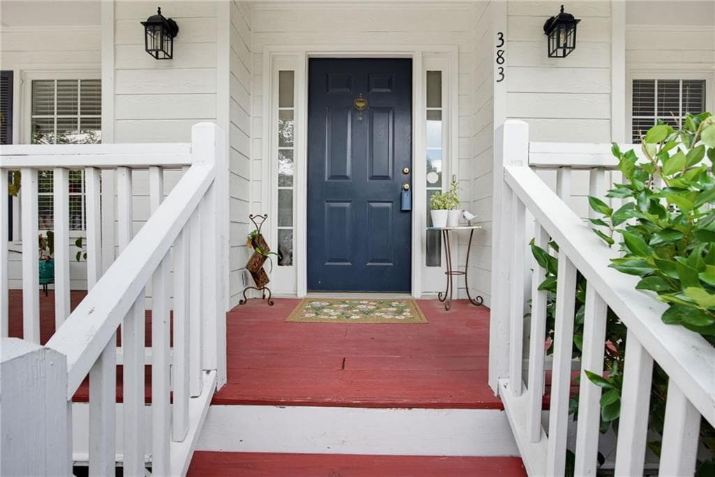 5 bedroom, 4 bathroom, 3,500 sq ft single family residence under contract at 383 Saddle Brooke Drive, Dallas, GA 30132 — photo 3