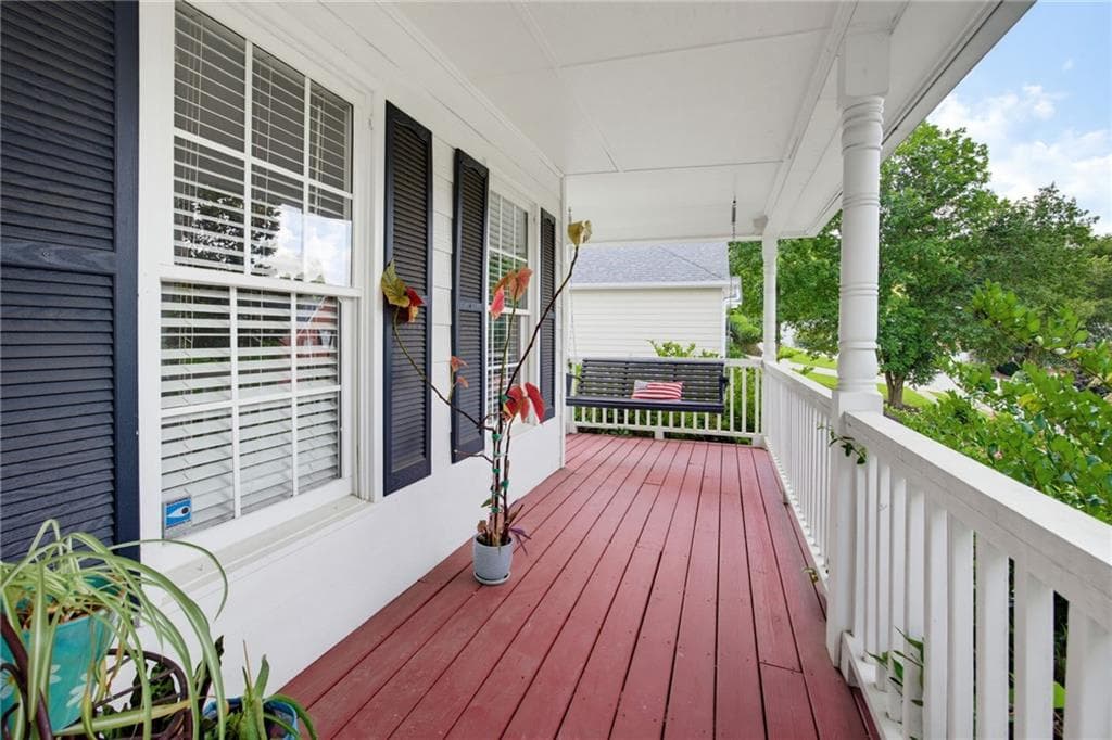 5 bedroom, 4 bathroom, 3,500 sq ft single family residence under contract at 383 Saddle Brooke Drive, Dallas, GA 30132 — photo 4