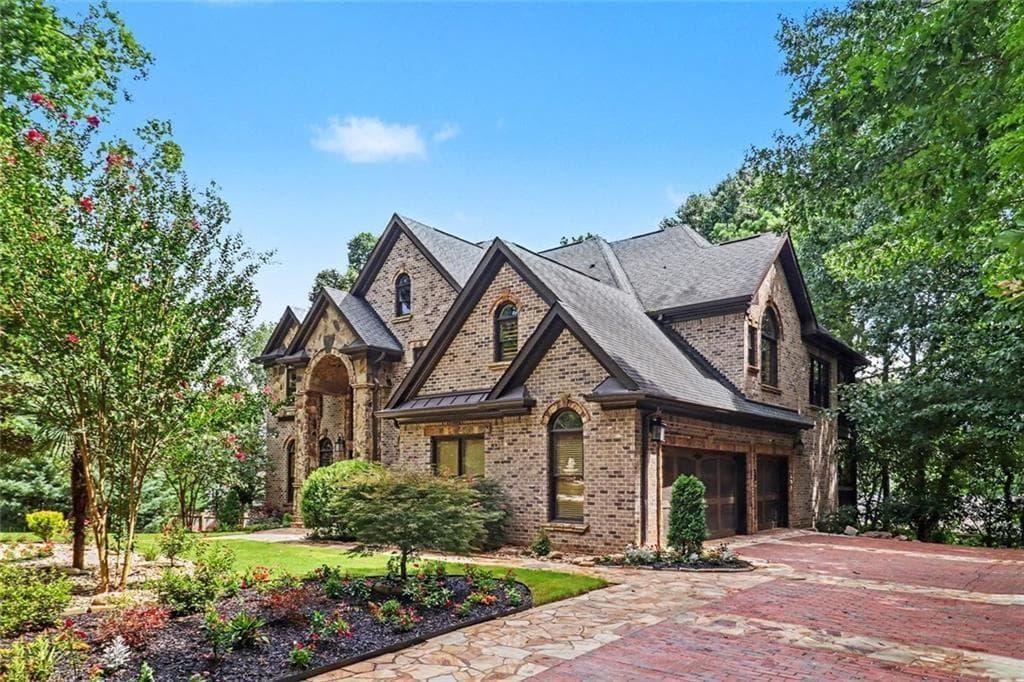 6 bedroom, 6 bathroom, 4,688 sq ft single family residence for sale at 1740 Childress Drive, Atlanta, GA 30311 — photo 7
