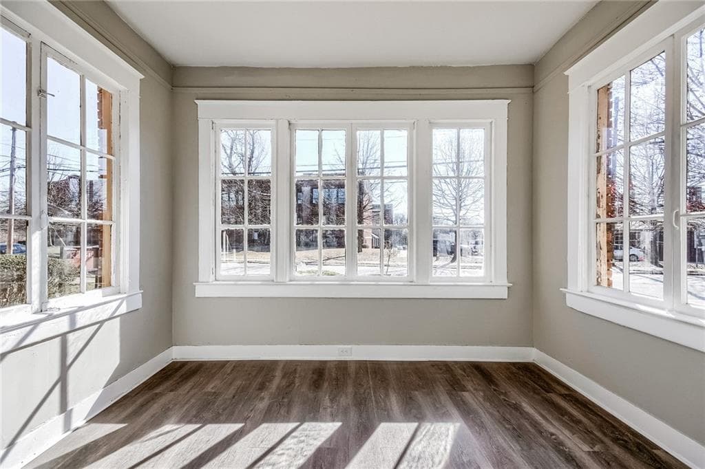 2 bedroom, 1 bathroom, 944 sq ft apartment for rent at 1445 Lucile Avenue 3, Atlanta, GA 30310 for $1,400 a month — photo 7