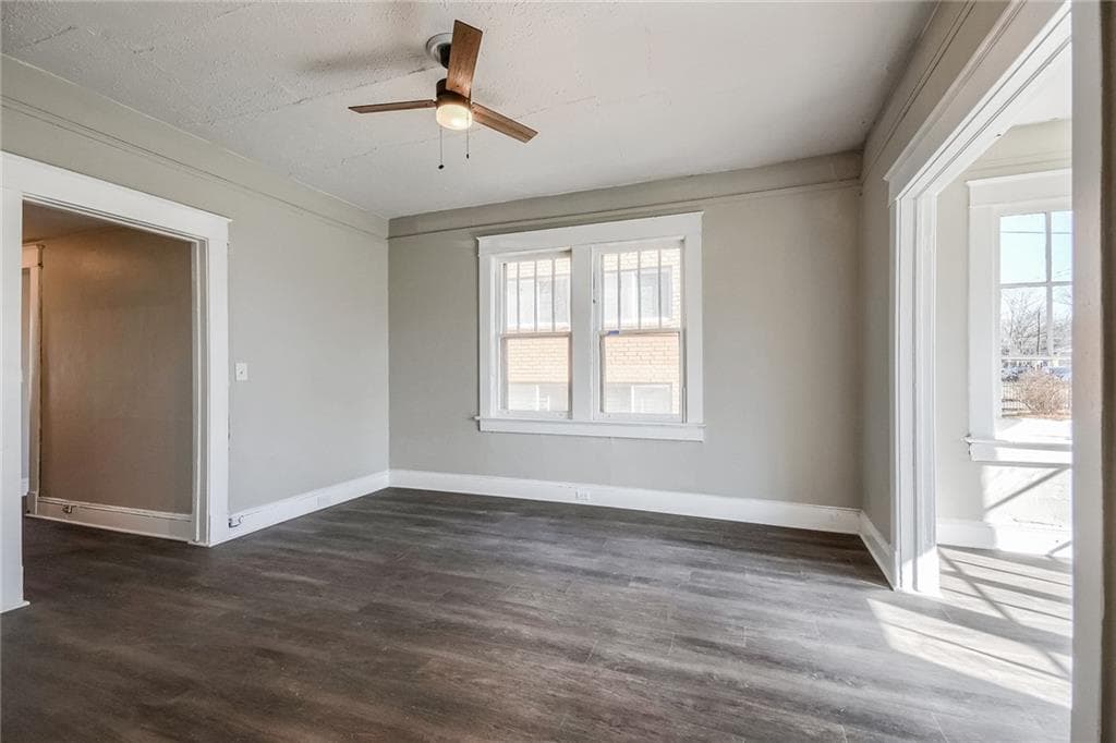 2 bedroom, 1 bathroom, 944 sq ft apartment for rent at 1445 Lucile Avenue 3, Atlanta, GA 30310 for $1,400 a month — photo 10