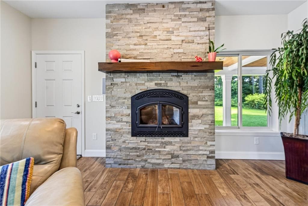 4 bedroom, 6 bathroom, 4,356 sq ft single family residence for sale at 3289 Brooksong Way, Dacula, GA 30019 — photo 10