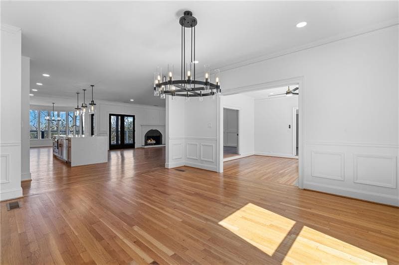 5 bedroom, 4 bathroom, 5,186 sq ft single family residence for rent at 350 Kelson Drive, Atlanta, GA 30327 for $8,995 a month — photo 9