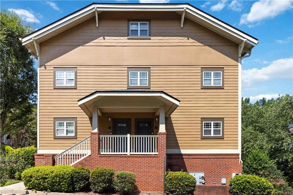 2 bedroom, 3 bathroom, 1,510 sq ft townhouse for sale at 1223 Watson Trail, Atlanta, GA 30316