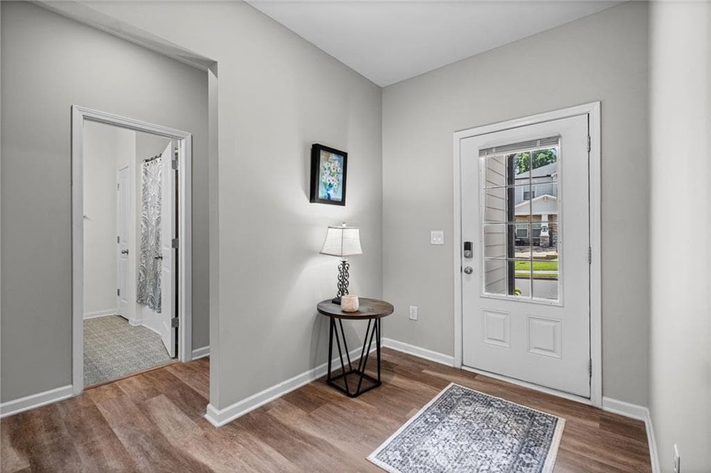 3 bedroom, 2 bathroom, 1,933 sq ft single family residence for sale at 510 Appalachian Place, Canton, GA 30114 — photo 4