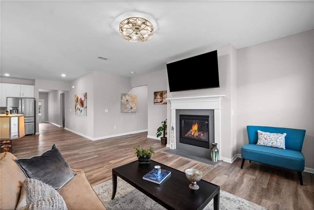 3 bedroom, 2 bathroom, 1,933 sq ft single family residence for sale at 510 Appalachian Place, Canton, GA 30114 — photo 6