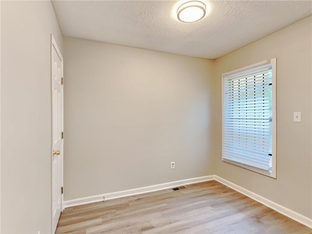 3 bedroom, 3 bathroom, 1,552 sq ft single family residence for rent at 729 Cooper Street, Atlanta, GA 30315 for $1,525 a month — photo 7