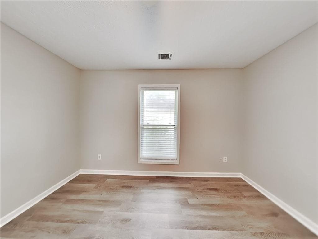 3 bedroom, 3 bathroom, 1,552 sq ft single family residence for rent at 729 Cooper Street, Atlanta, GA 30315 for $1,525 a month — photo 10