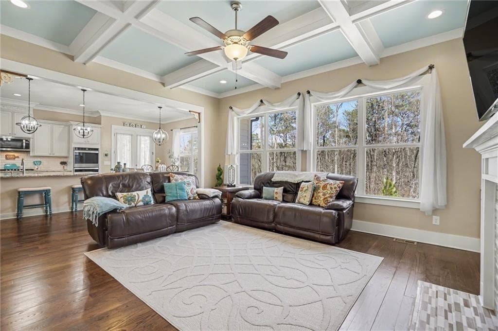 6 bedroom, 7 bathroom, 6,134 sq ft single family residence under contract at 1771 Rockwater Road, Marietta, GA 30066 — photo 2