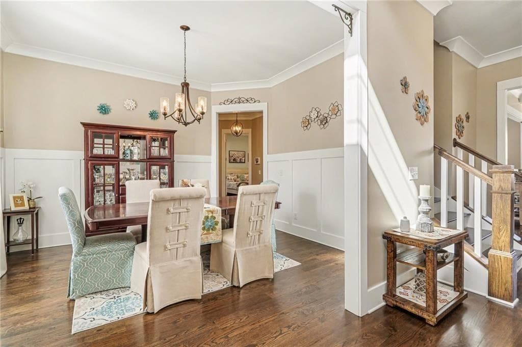 6 bedroom, 7 bathroom, 6,134 sq ft single family residence under contract at 1771 Rockwater Road, Marietta, GA 30066 — photo 8