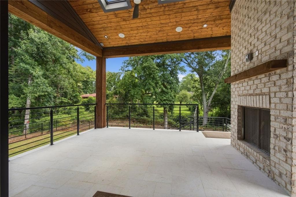 6 bedroom, 6 bathroom, 6,521 sq ft single family residence for sale at 1770 Mayfield Road, Alpharetta, GA 30009 — photo 5