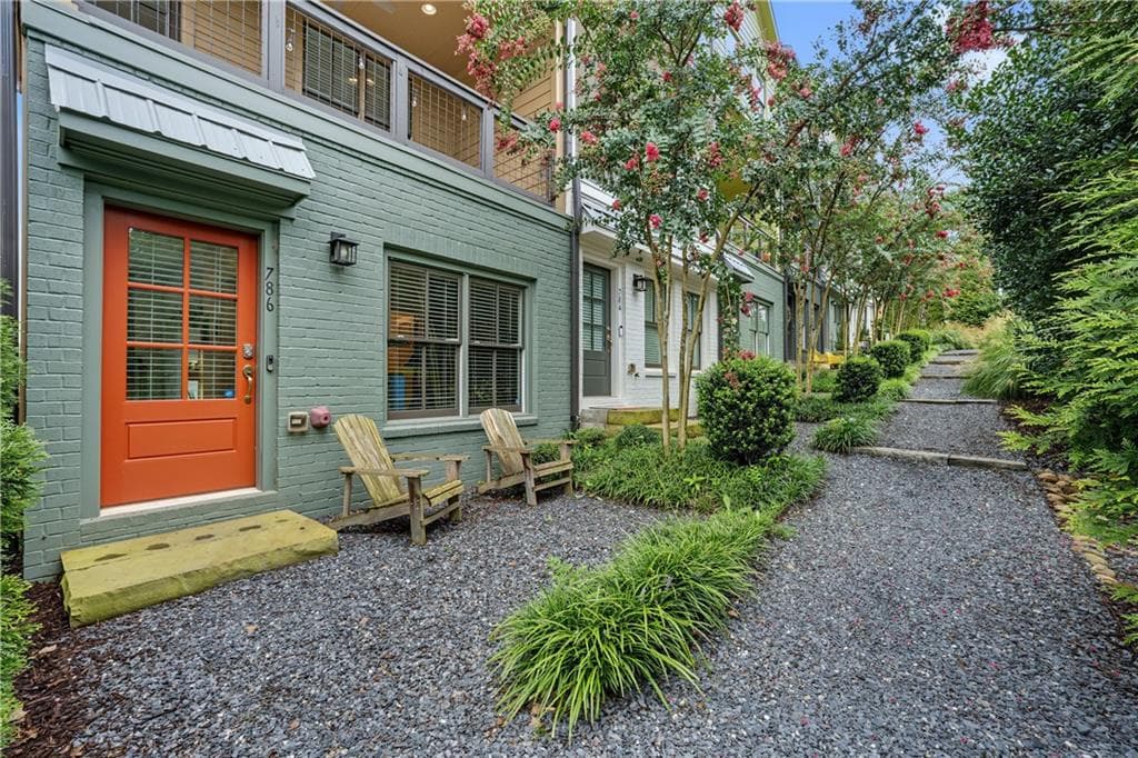 3 bedroom, 4 bathroom, 1,789 sq ft townhouse for sale at 786 Cady Way, Atlanta, GA 30312