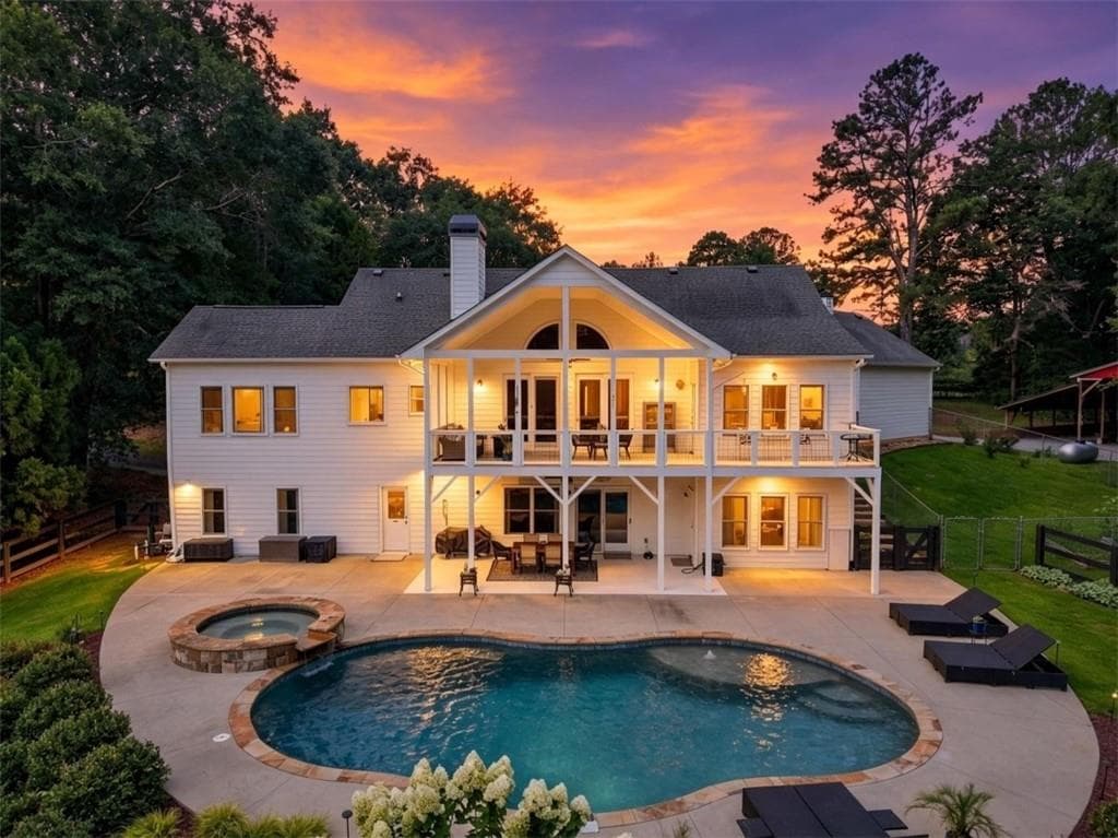 4 bedroom, 4 bathroom, 4,950 sq ft single family residence for sale at 7554 Heardsville Circle, Cumming, GA 30028