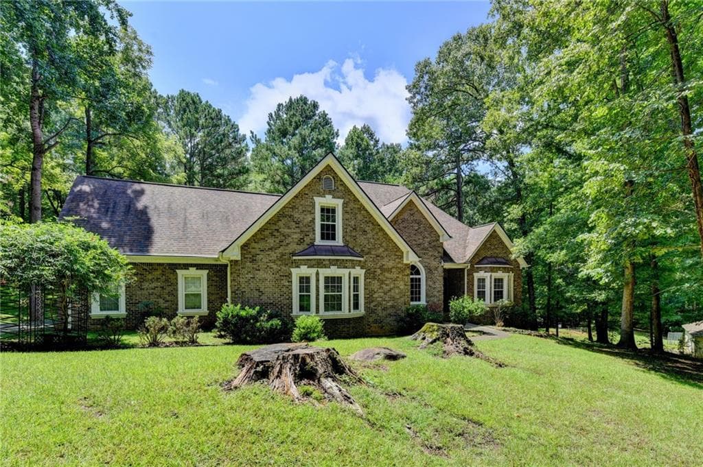 4 bedroom, 4 bathroom, 4,007 sq ft single family residence for sale at 4845 Grady Smith Road, Loganville, GA 30052 — photo 2