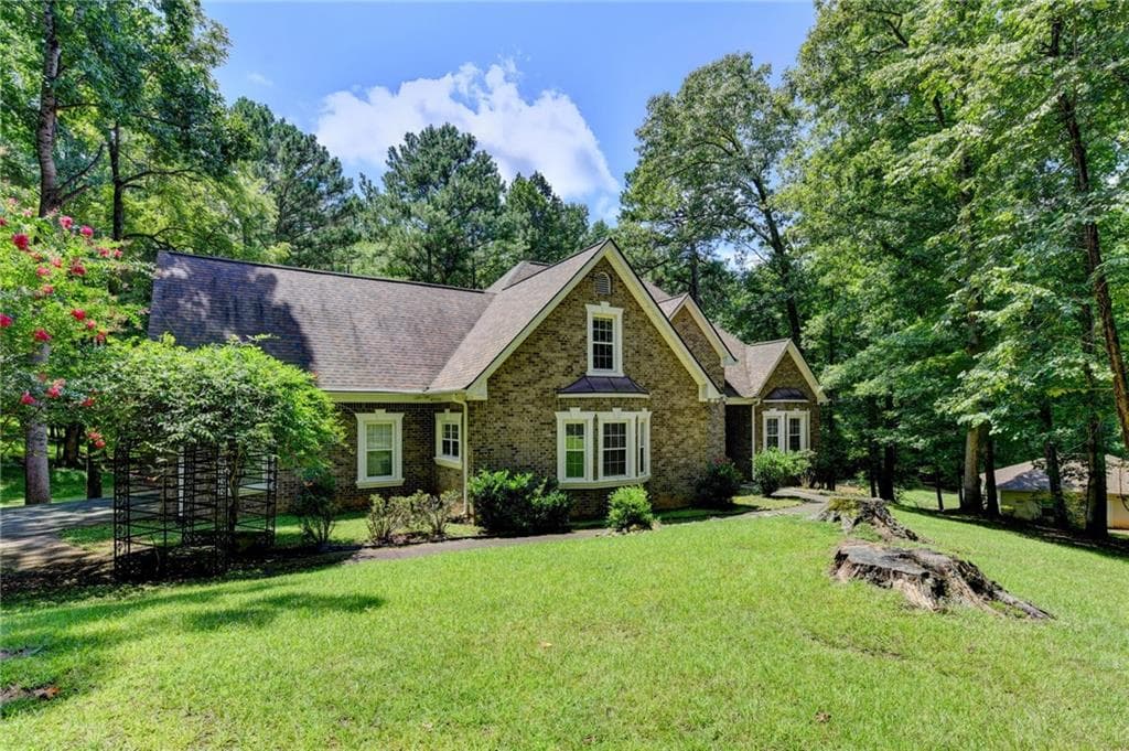 4 bedroom, 4 bathroom, 4,007 sq ft single family residence for sale at 4845 Grady Smith Road, Loganville, GA 30052 — photo 3